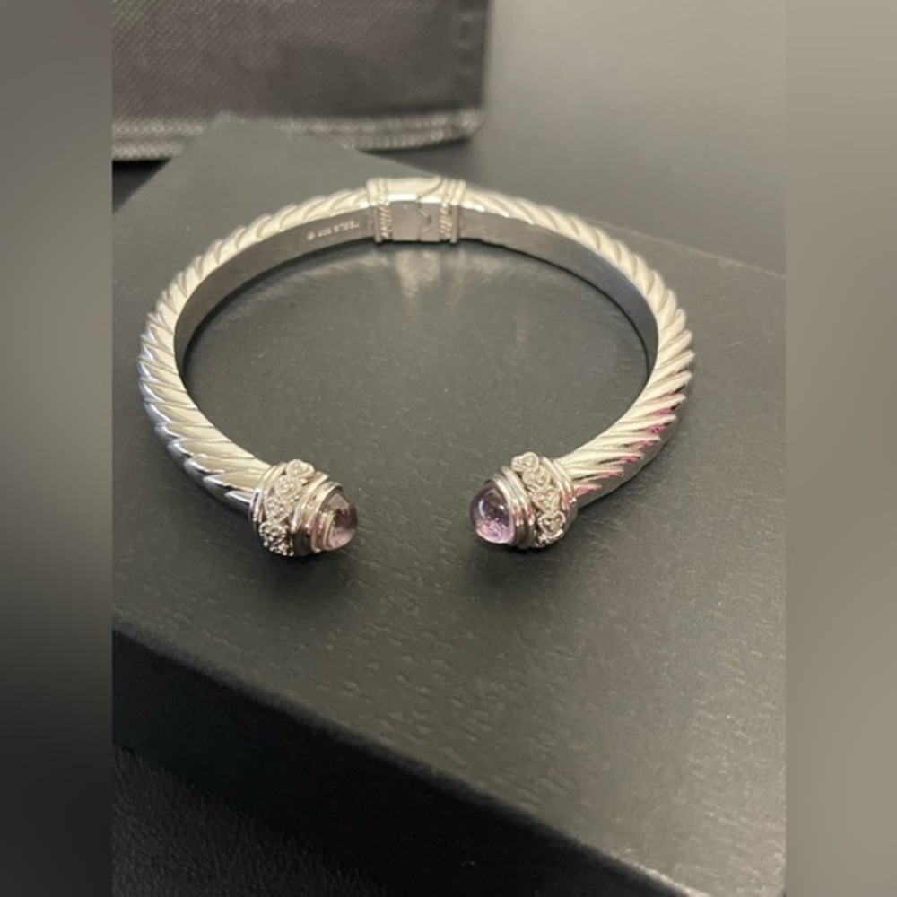 Cable Bracelet - Picture 9 of 9
